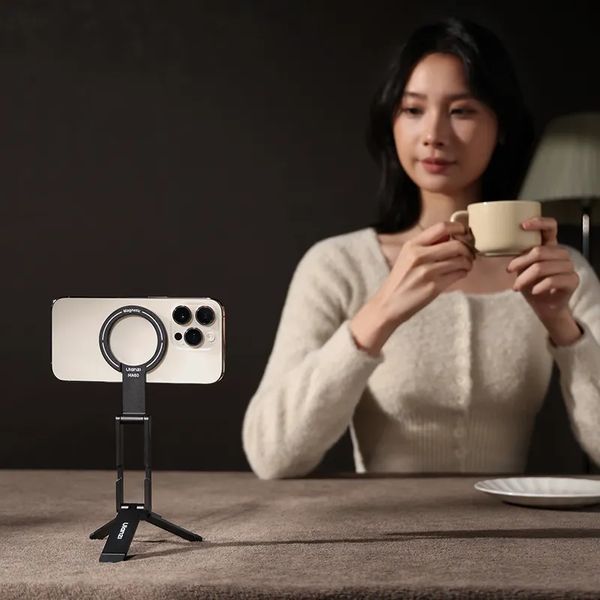 Тримач телефона Ulanzi MA60 Foldable Magnetic Phone Tripod (Purple) S037 фото